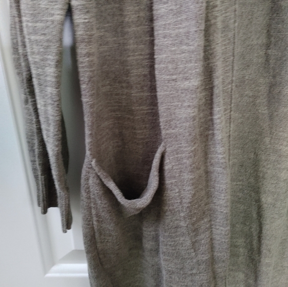 Backdrop Khaki Green Long Duster Cardi ~ Size L - Picture 5 of 12